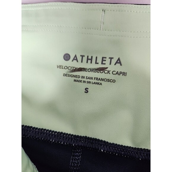 ATHLETA Tanzanite Blue VELOCITY COLORBLOCK CAPRI Stash Pocket Leggings S 457496 - Picture 8 of 9